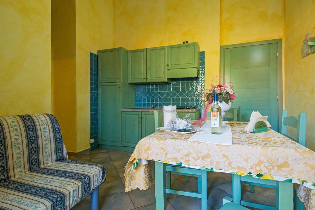 Albergo Residenziale Gli Ontani Cala Liberotto Luaran gambar
