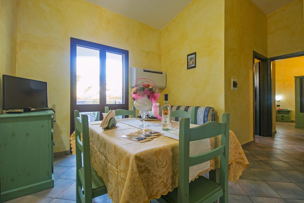 Albergo Residenziale Gli Ontani Cala Liberotto Luaran gambar