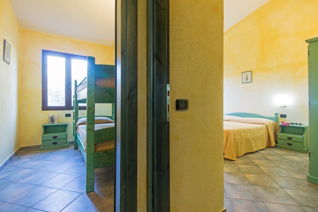Albergo Residenziale Gli Ontani Cala Liberotto Luaran gambar