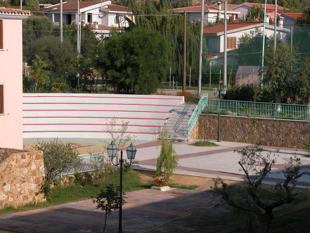 Albergo Residenziale Gli Ontani Cala Liberotto Luaran gambar
